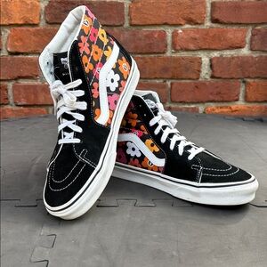 Vans Black and Multicolor Floral High-Tops unisex size Men’s 8 Women’s 9.5